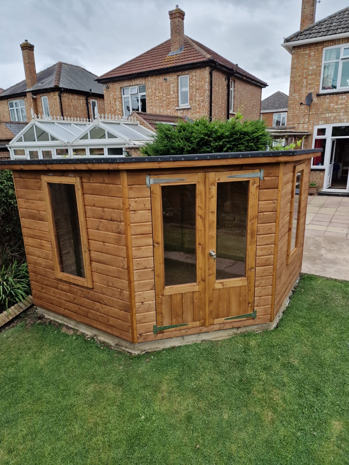 10x10 Corner Summerhouse